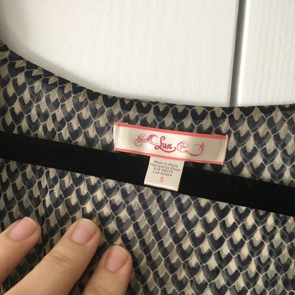 UO Lux sheer blouse - Picture 4 of 5